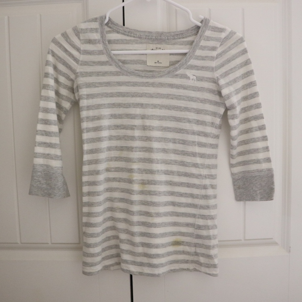 Gray and white, medium sleeved, Top